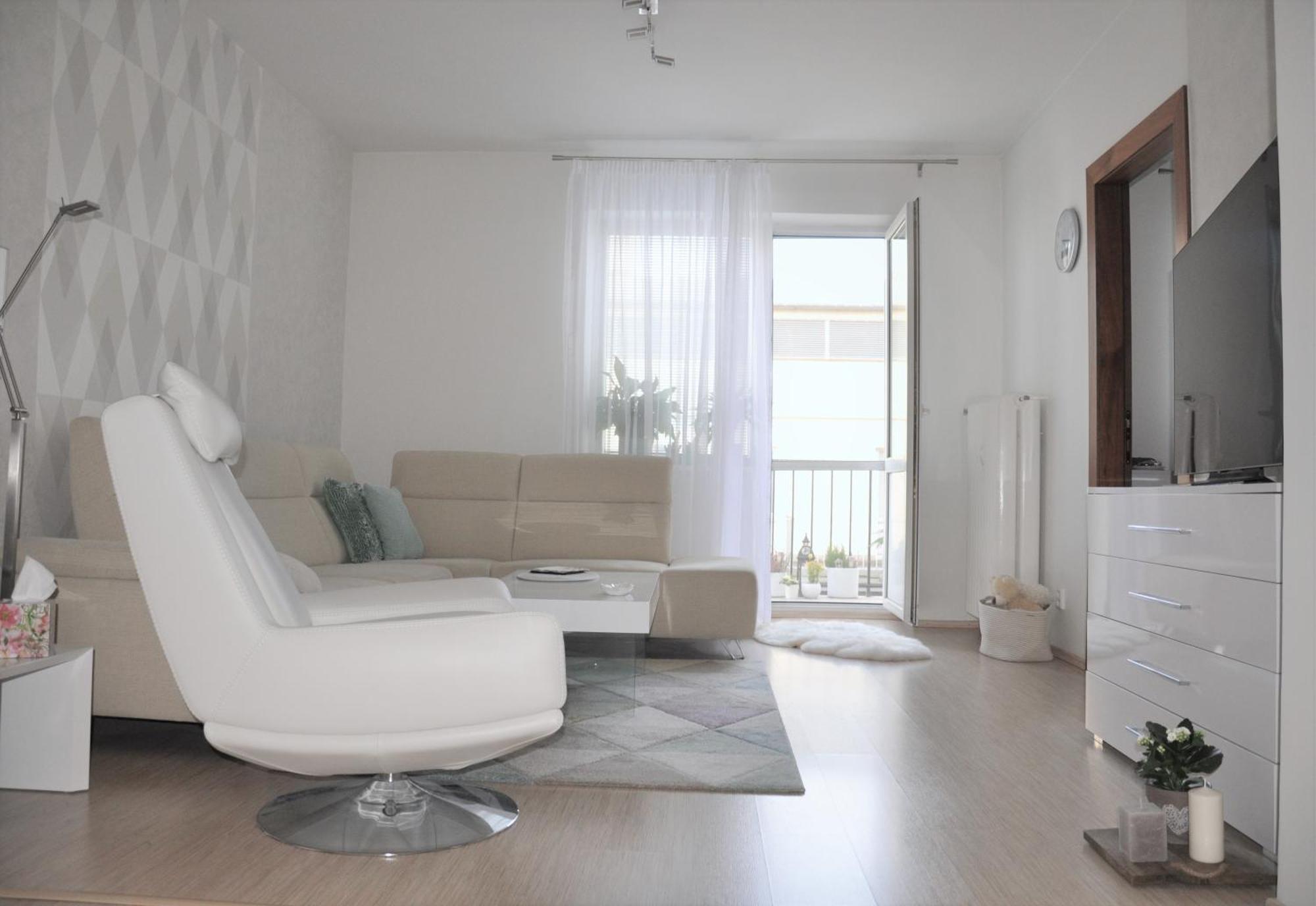 דירות ברטיסלאבה Amazing Flat In Old Town With Large Balcony מראה חיצוני תמונה